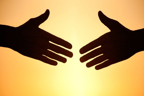 公司積極參與精準扶貧活動，捐款10萬元